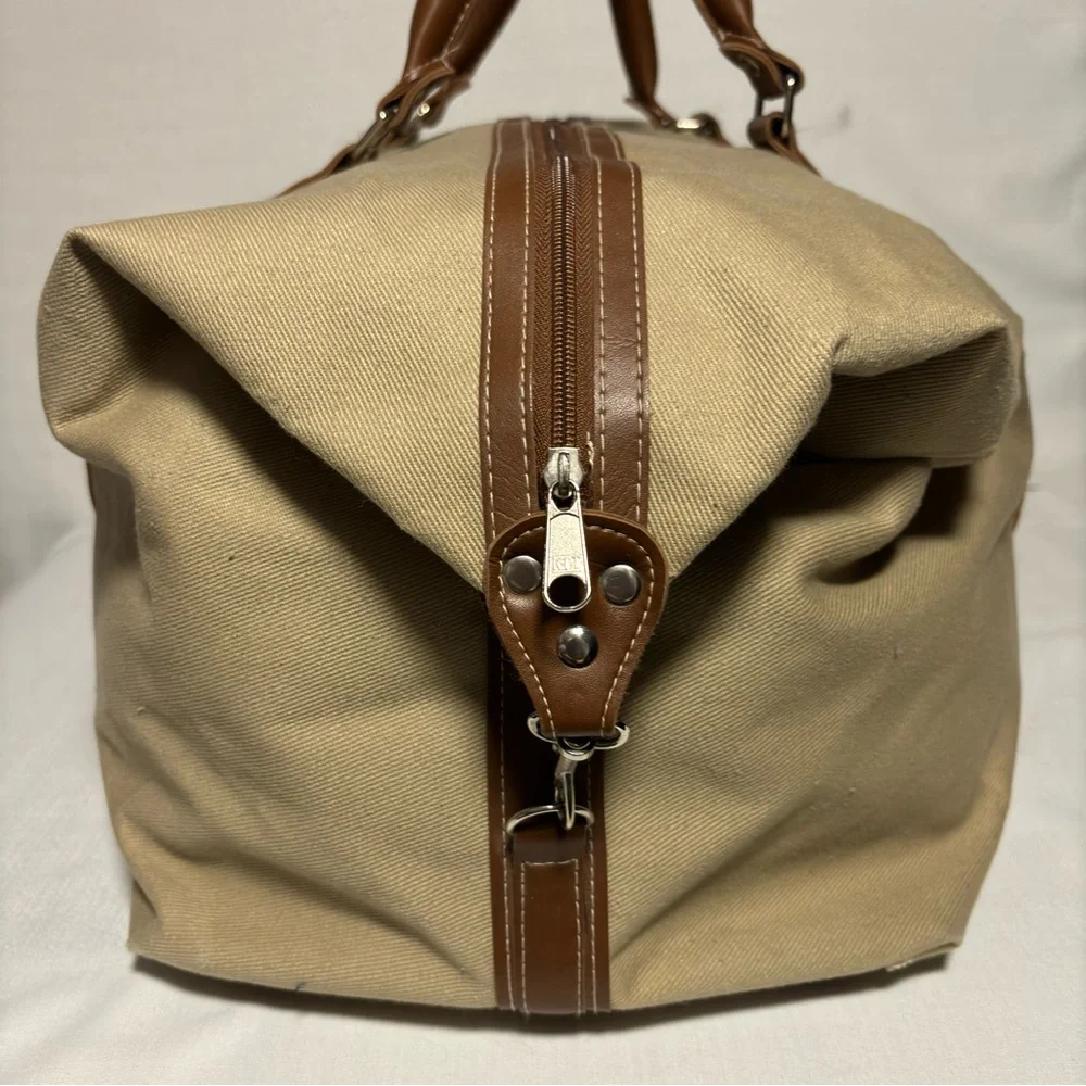 Parfums Lagerfeld Paris Le Club Travel Canvas Duffel Bag Brown Tan XL VT EUC